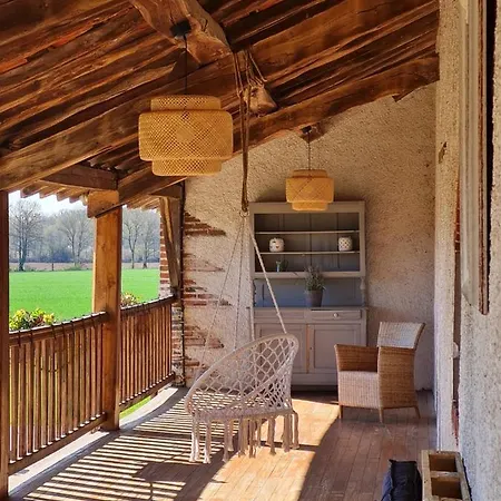 Domaine Du Cuiset -gîte Des Combles Hébergement de vacances Saint-André-sur-Vieux-Jonc