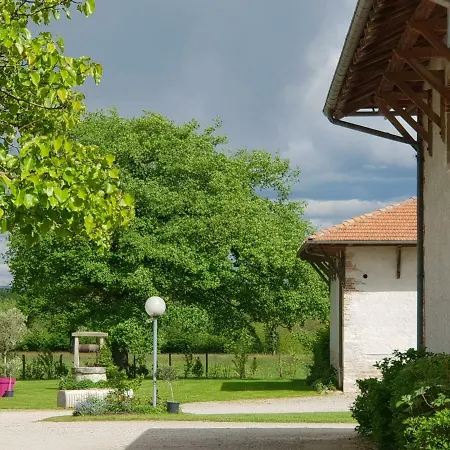Domaine Du Cuiset -gîte Des Combles Hébergement de vacances Saint-André-sur-Vieux-Jonc