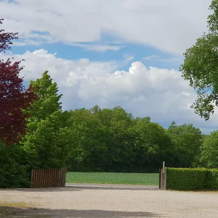 Domaine Du Cuiset -gîte Des Combles Hébergement de vacances *