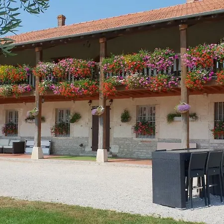 Domaine Du Cuiset -gîte Des Combles